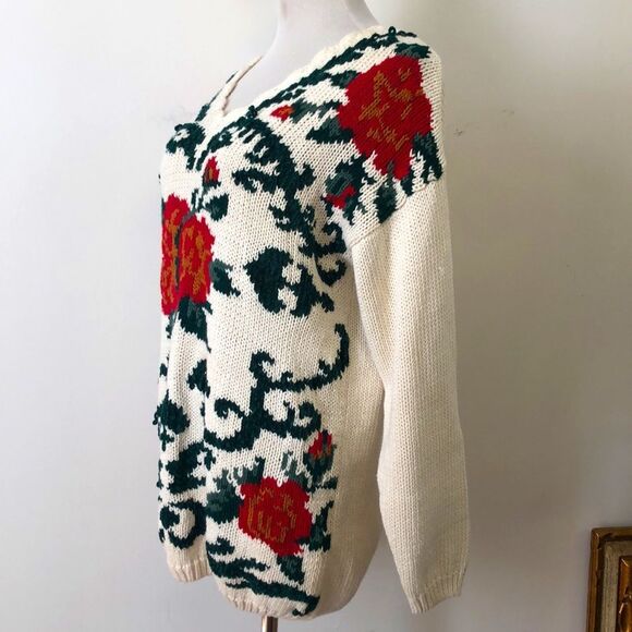 Off white cotton blend knitted floral motif Sweater by Nuggets, red roses - Picture 5 of 8